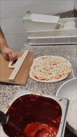 Sliding Pizza Peel